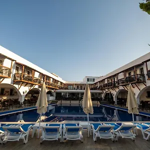 Hotel Costa Bitezhan