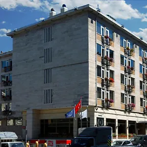 Buyuk Keban 3*, Istanbul Türkei