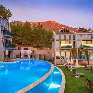 فندق Orka Cove Penthouse & Adults Only